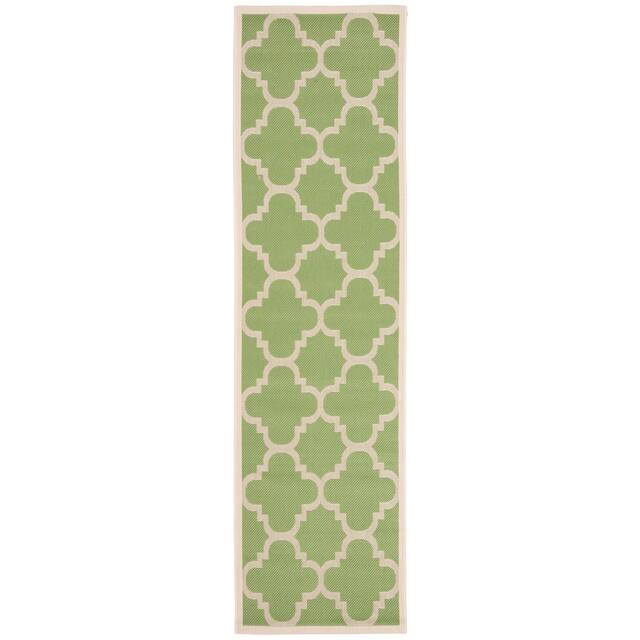 SAFAVIEH Courtyard Maryanne Indoor/ Outdoor Waterproof Patio Backyard Rug