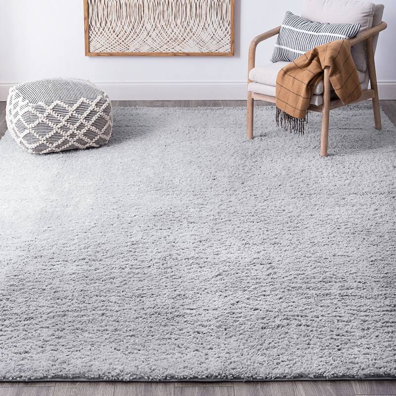 Sohni Shag Farmhouse Solid Color Indoor Area Rug