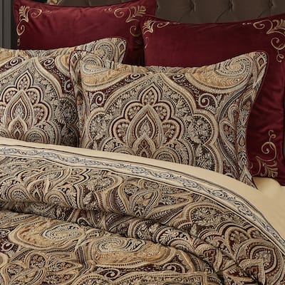 Bordeaux Comforter Set
