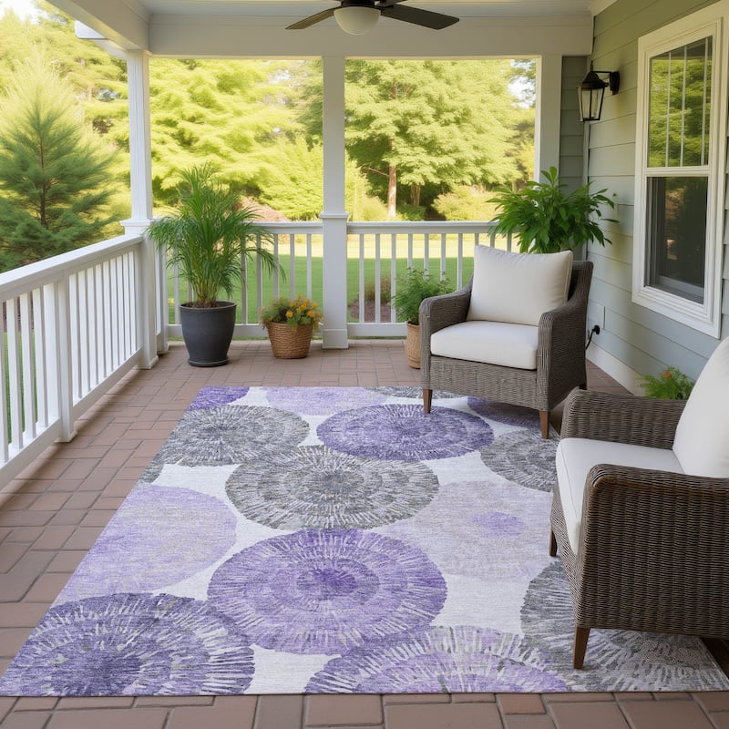Machine Washable Indoor/ Outdoor Contemporary Devaughn Chantille Rug