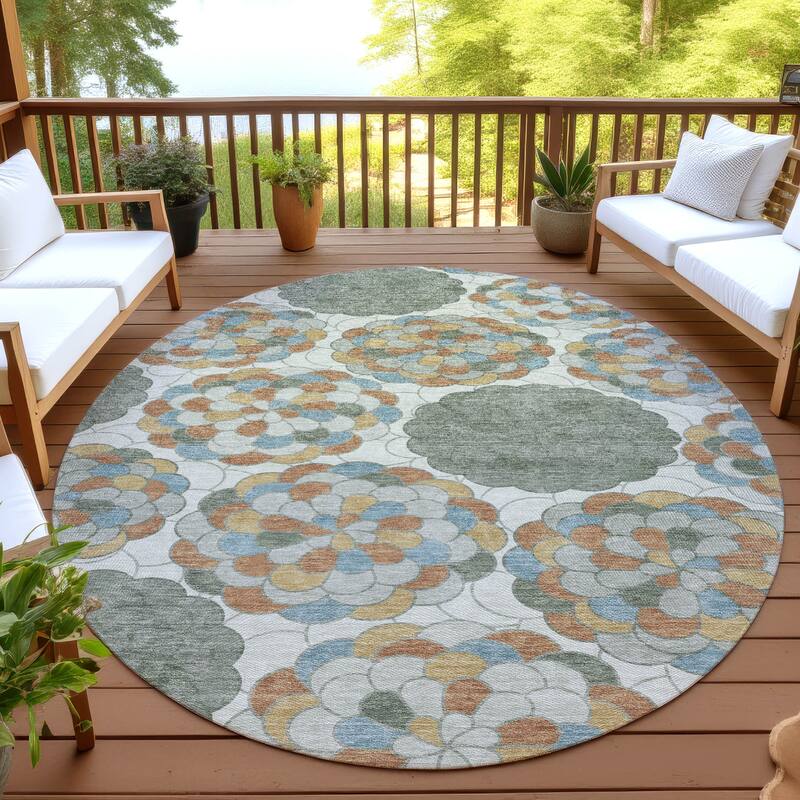 Machine Washable Indoor/ Outdoor Mosaic Cluster Chantille Rug - Basil - 8' x 8'