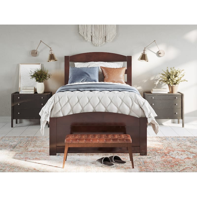 Warren Platform Bed with Footboard and Twin Trundle
