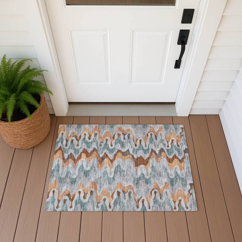 Machine Washable Indoor/ Outdoor Modern Mason Chantille Rug - Silver - 1'8" x 2'6"