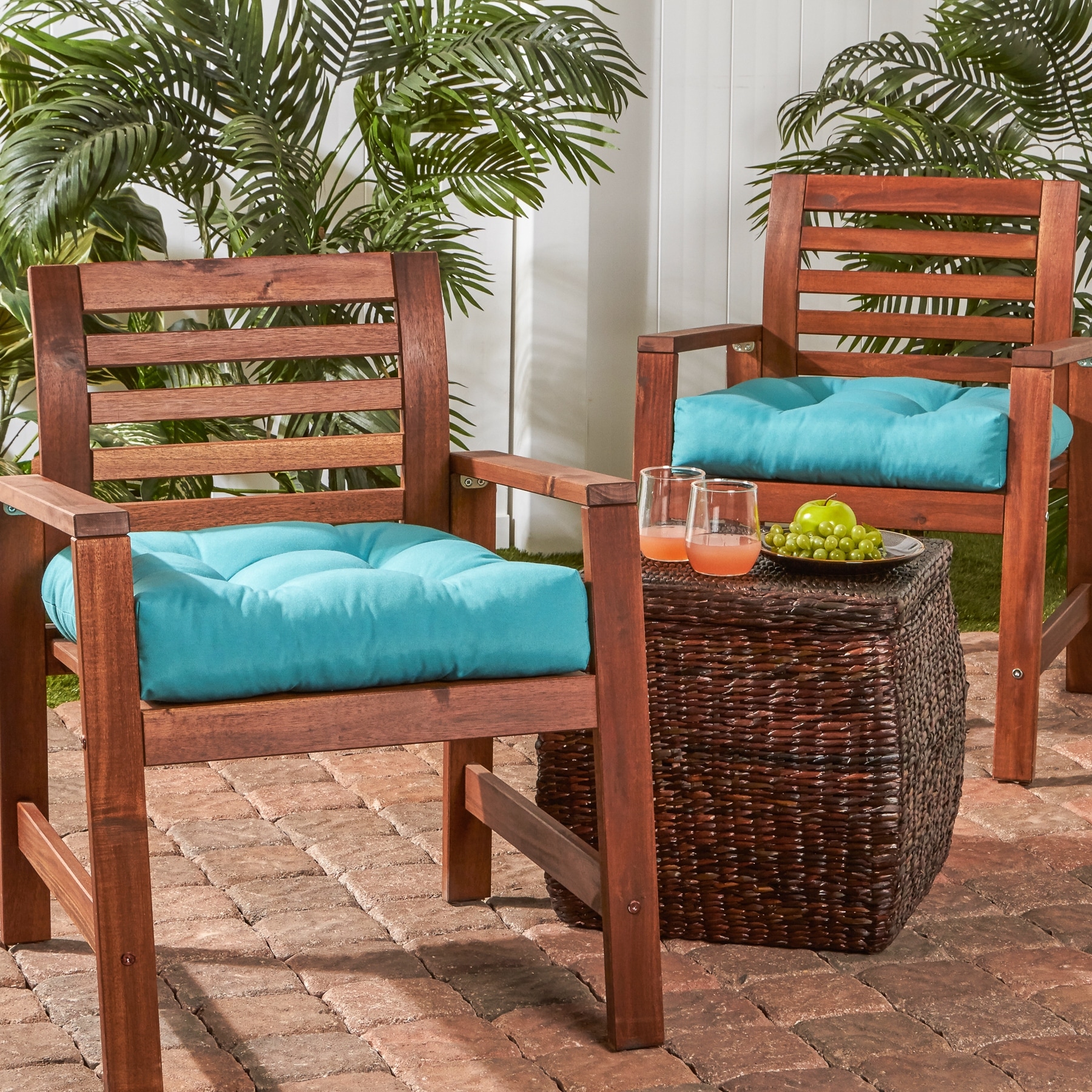 Solid Color 20-inch Outdoor Chair Cushion (Set of 2)