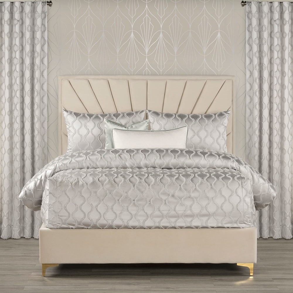 The Great Gatsby Full Swing Textured Bed Cap Comforter Set with Sewn Corners