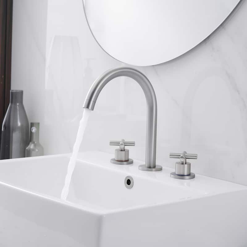 Three Hole Two Handle Bathroom Faucet