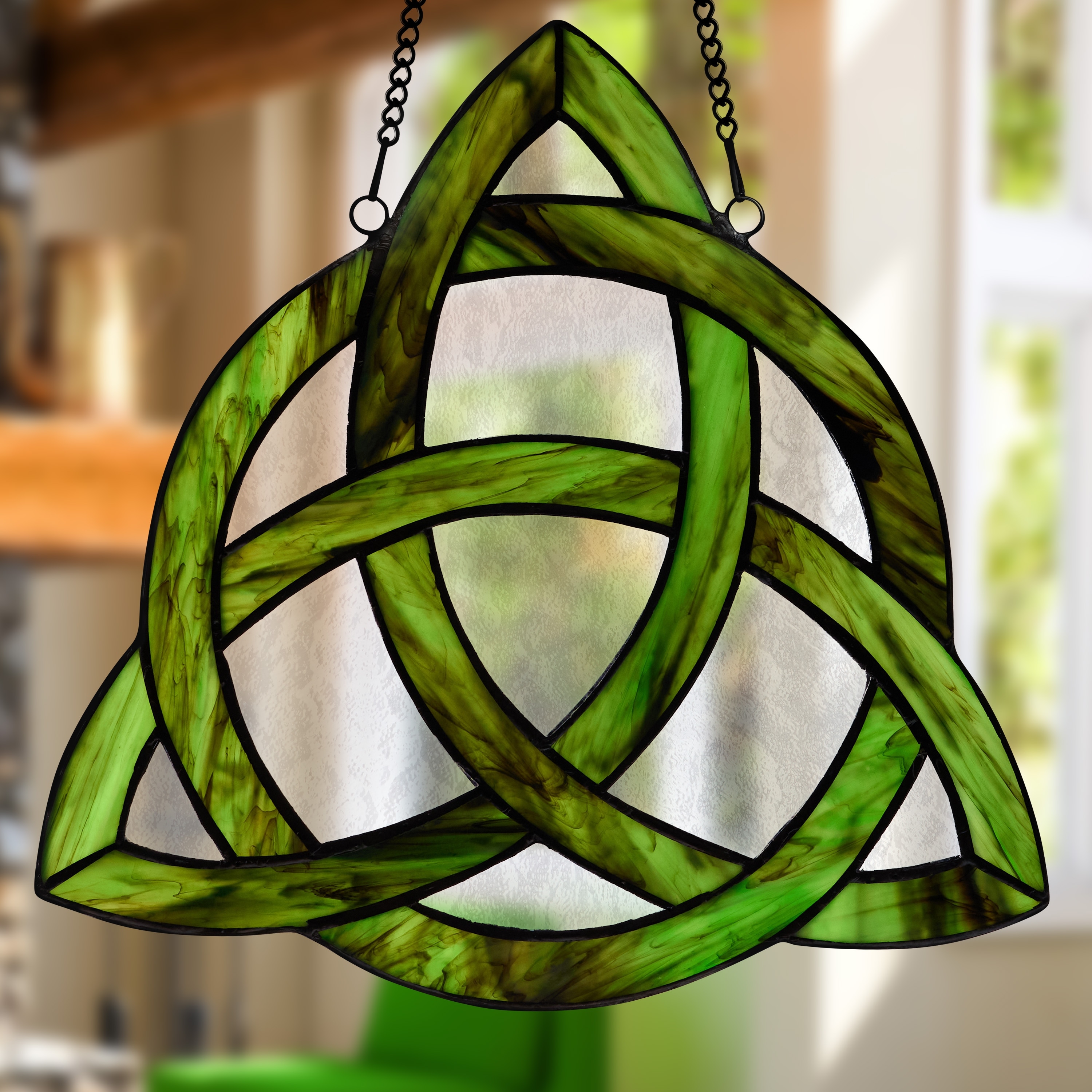 River of Goods 11.75-Inch Trinity Knot Celtic Tiffany-Style Stained Glass Window Panel - 12" x 0.25" x 11.75"