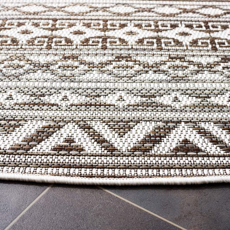 SAFAVIEH Havana Kosumo Geometric Indoor/ Outdoor Waterproof Rug