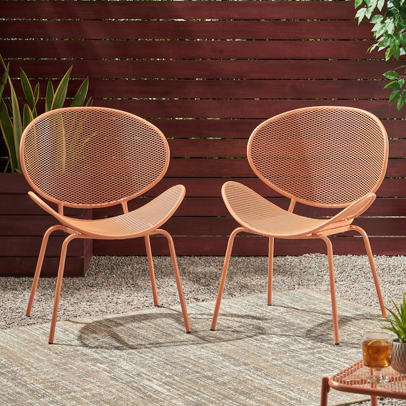 Stylish and Comfortable Outdoor Seating