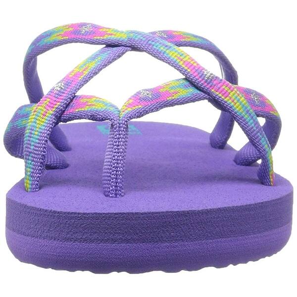 olowahu patterned flip flop