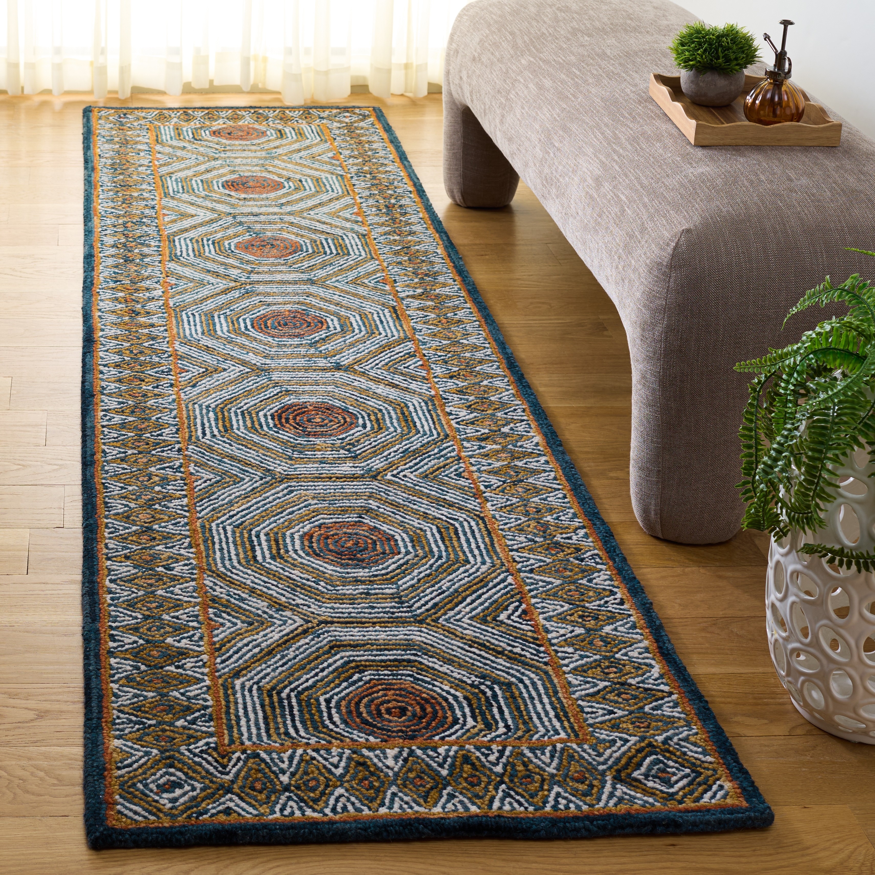 SAFAVIEH Handmade Micro-Loop Hiltrud Modern Wool Rug - On Sale