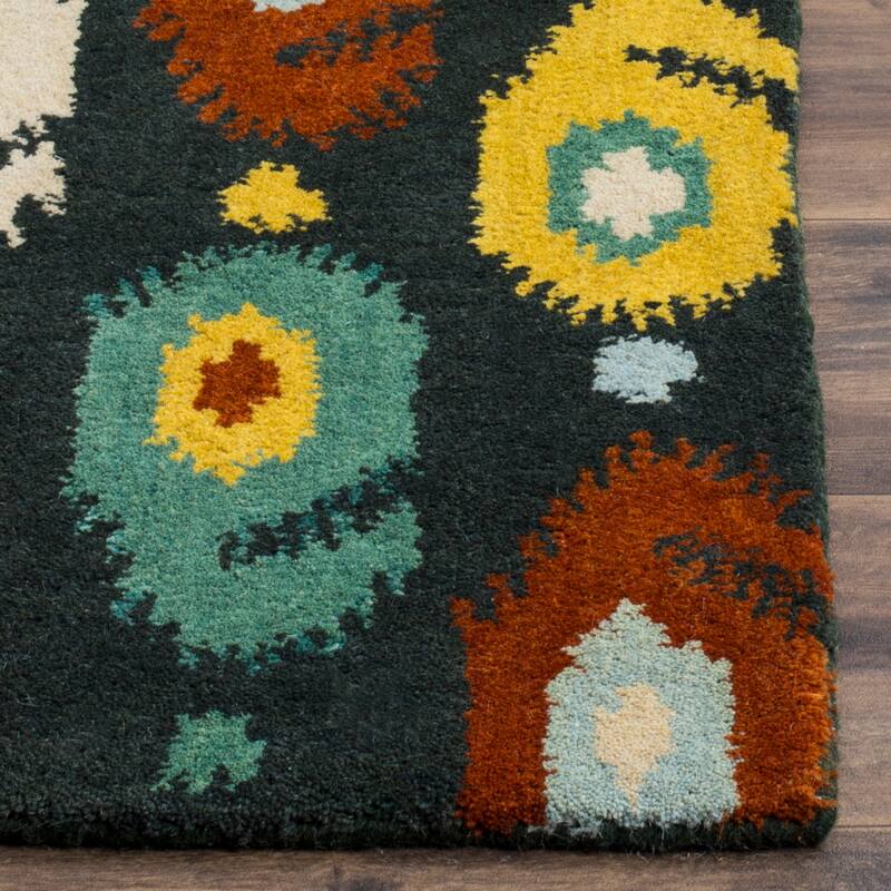 SAFAVIEH Handmade Ikat Annuska Modern Wool Rug