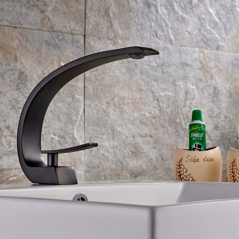 Single Handle Single Hole Bathroom Faucet in Matte Black - 9.05*7.28