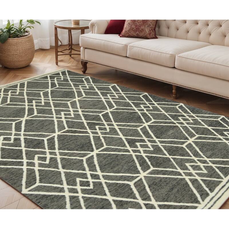 HomeRoots Geometric Lodge Rectangle Area Rug - 96.00 in. x 60.00 in.  x 0.35 in.