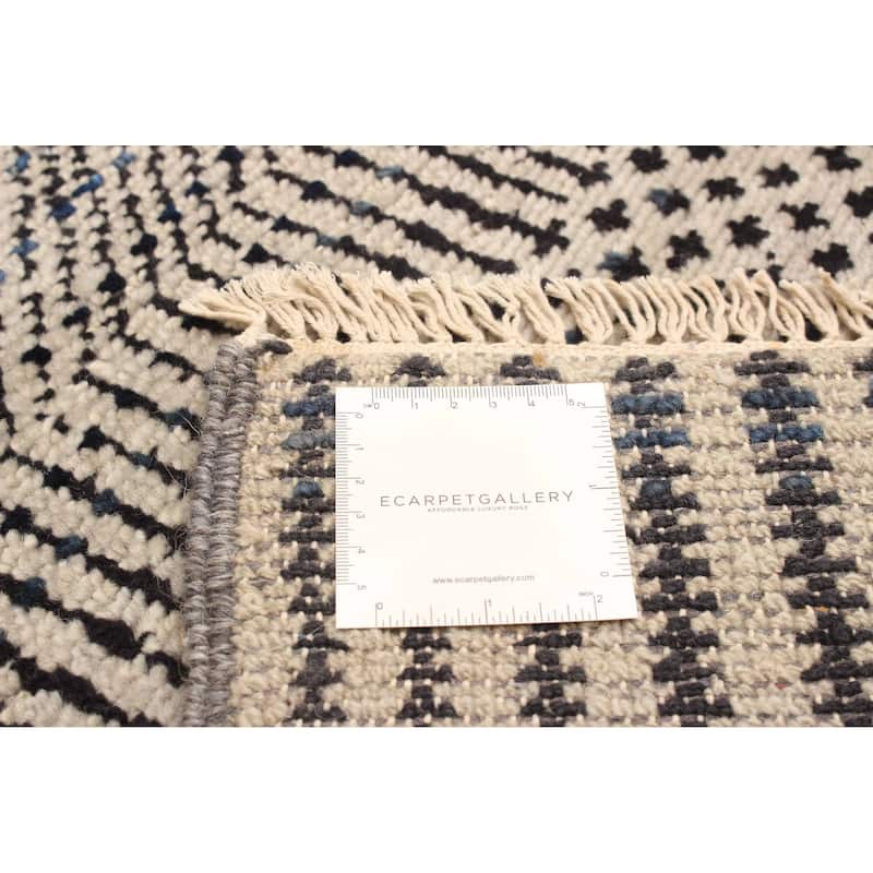 ECARPETGALLERY Hand-knotted Silk Shadow Grey Wool Rug - 3'11 x 6'3