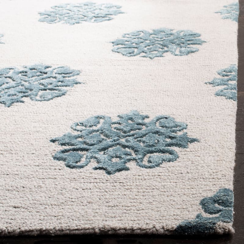 SAFAVIEH Handmade Soho Denisha N.Z. Wool Rug