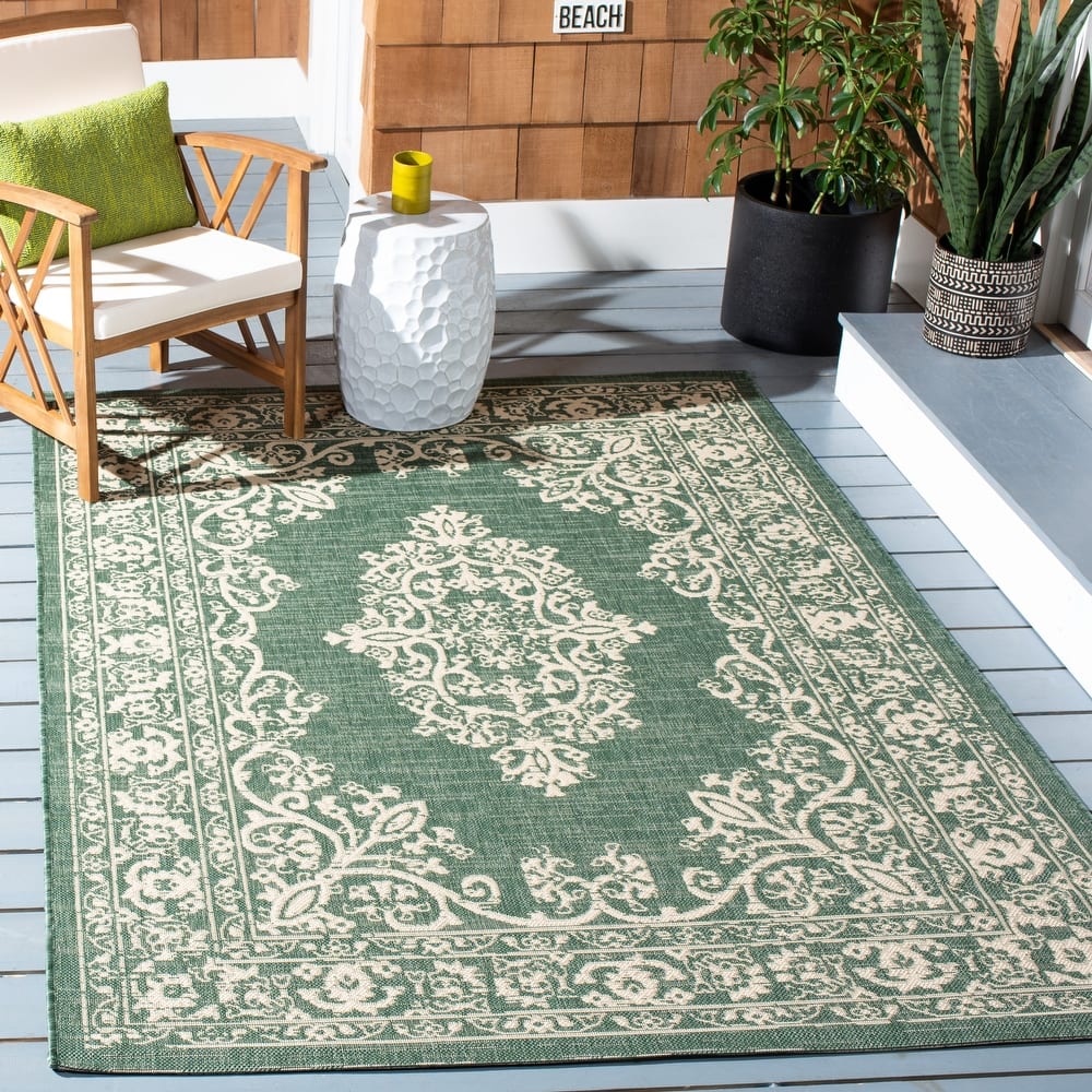 SAFAVIEH Courtyard Syung Indoor/ Outdoor Waterproof Backyard Patio Rug