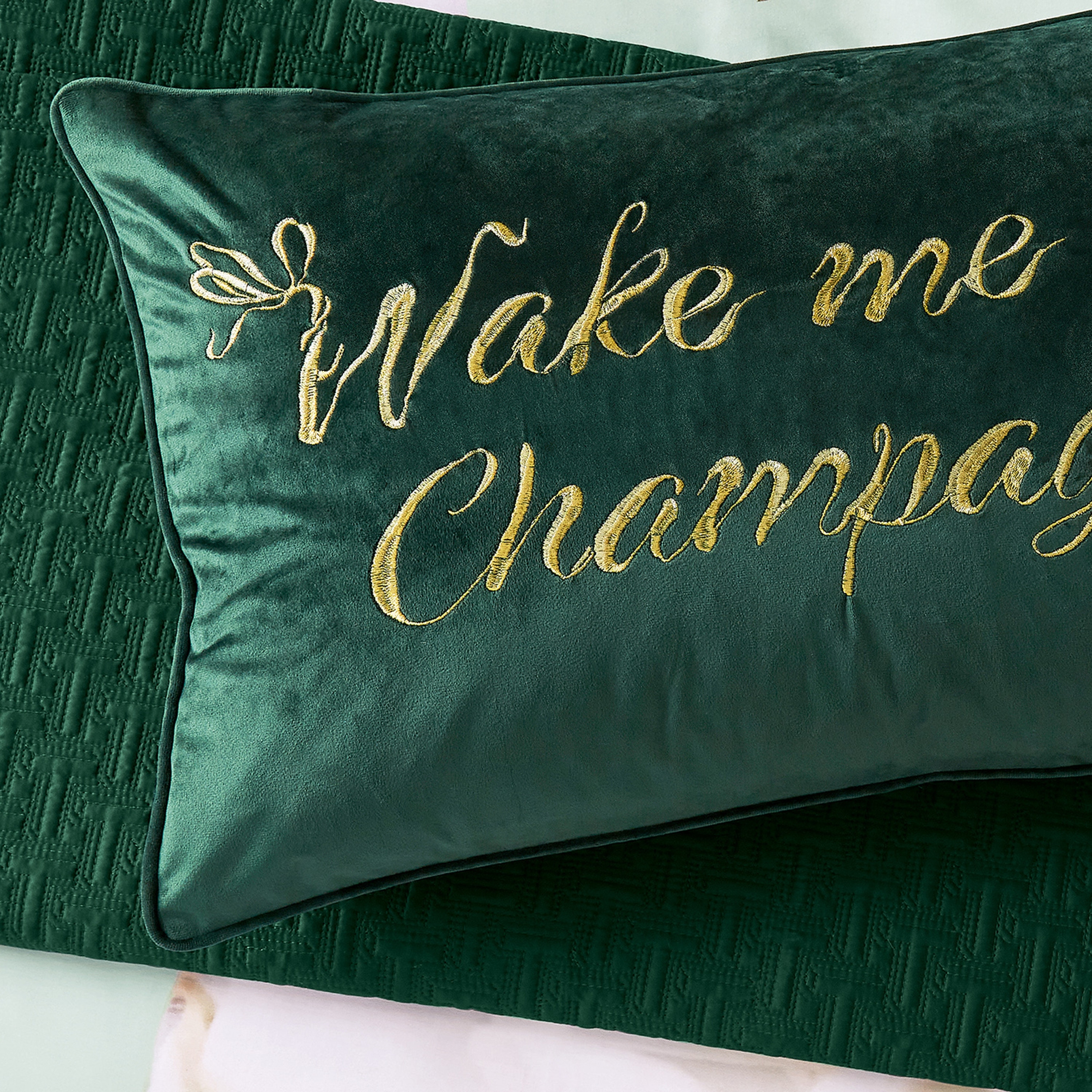 Bed bath and beyond decorative pillows clearance