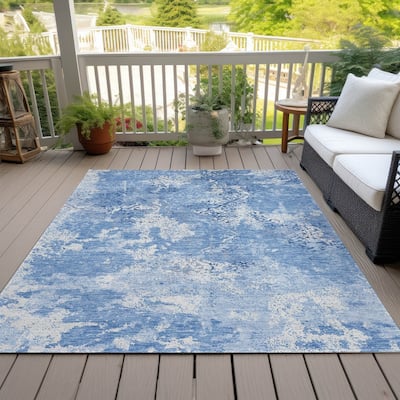 Machine Washable Indoor/ Outdoor Chantille Distressed Traditional Rug