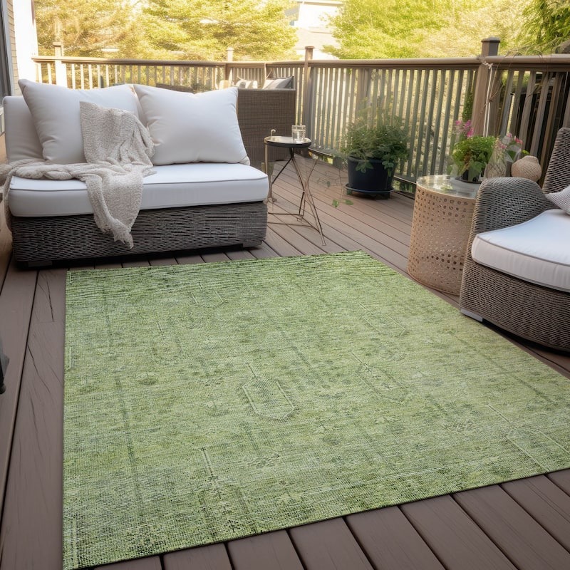 Machine Washable Indoor/ Outdoor Chantille Traditional Distressed Rug - Sage - 2'6" x 3'10"