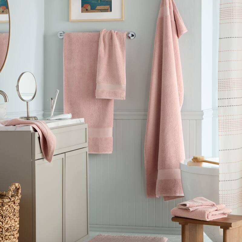 TOWN & COUNTRY EVERYDAY 6-Piece Assorted Solid Dobby Border Set, 2-Bath Towels, 2-Hand Towels, 2-Washcloths