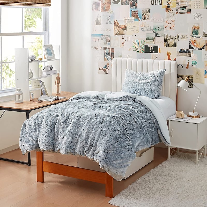 Wolf Tracks - Coma Inducer® (with Butter) Oversized Comforter - Coyote Gray