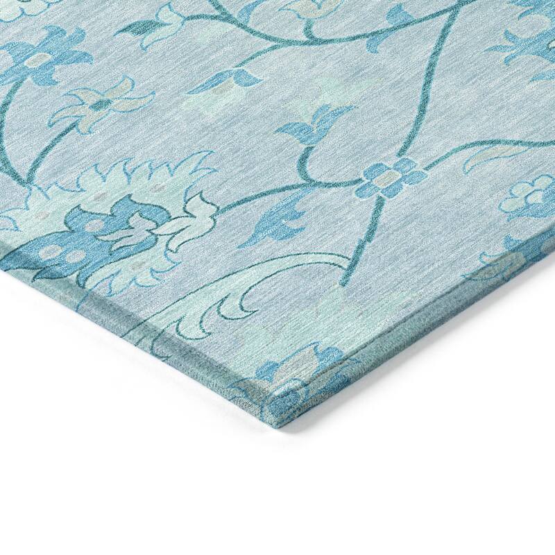 Machine Washable Indoor/ Outdoor Traditional Serena Chantille Rug
