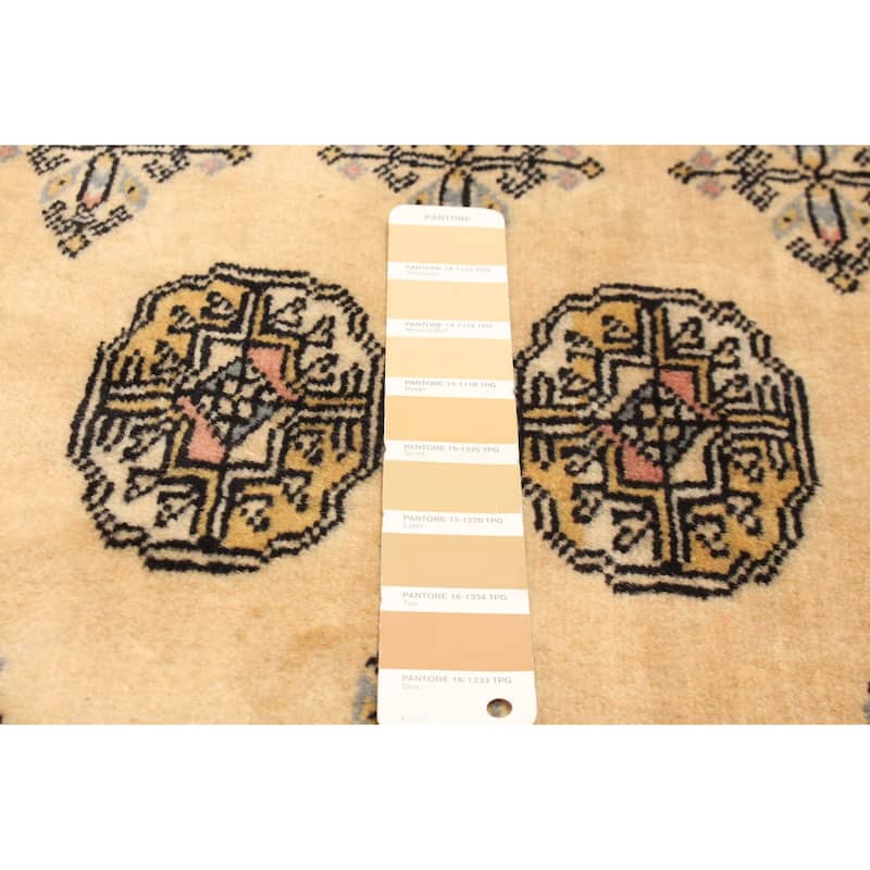 ECARPETGALLERY Hand-knotted Peshawar Bokhara Beige Wool Rug - 3'3 x 5'4