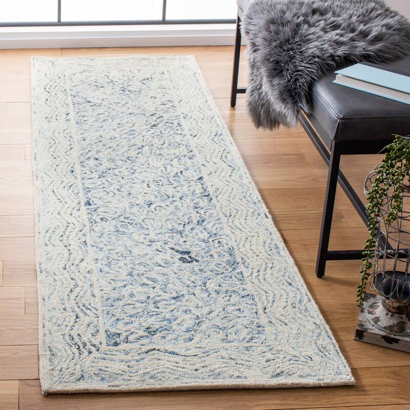 SAFAVIEH Handmade Micro-Loop Chantale Wool Rug - 2'3" x 7' Runner - Charcoal