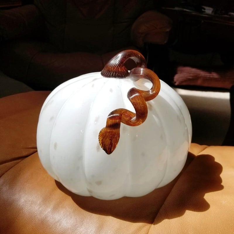 Glitzhome 8.5"D Golden White Handblown Glass Pumpkin Fall Harvest Thanksgiving Decorations - 9"D