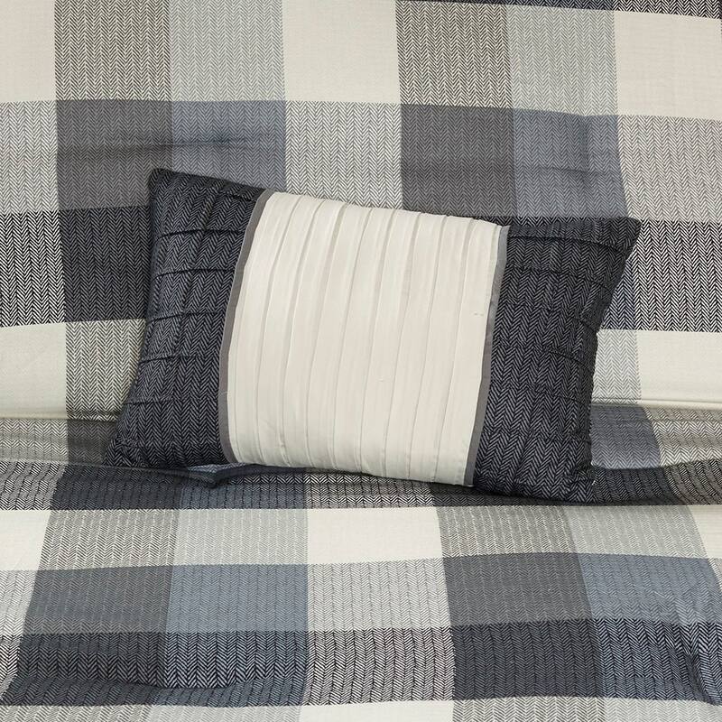 GDF Studio - Ridge 7-Piece Herringbone Comforter Set.