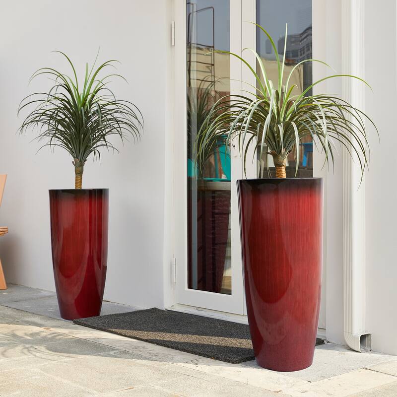 Glitzhome 30"H Set of 2 Oversized Gradient Cobalt Blue/Turquoise/Red Tall Plastic Planter