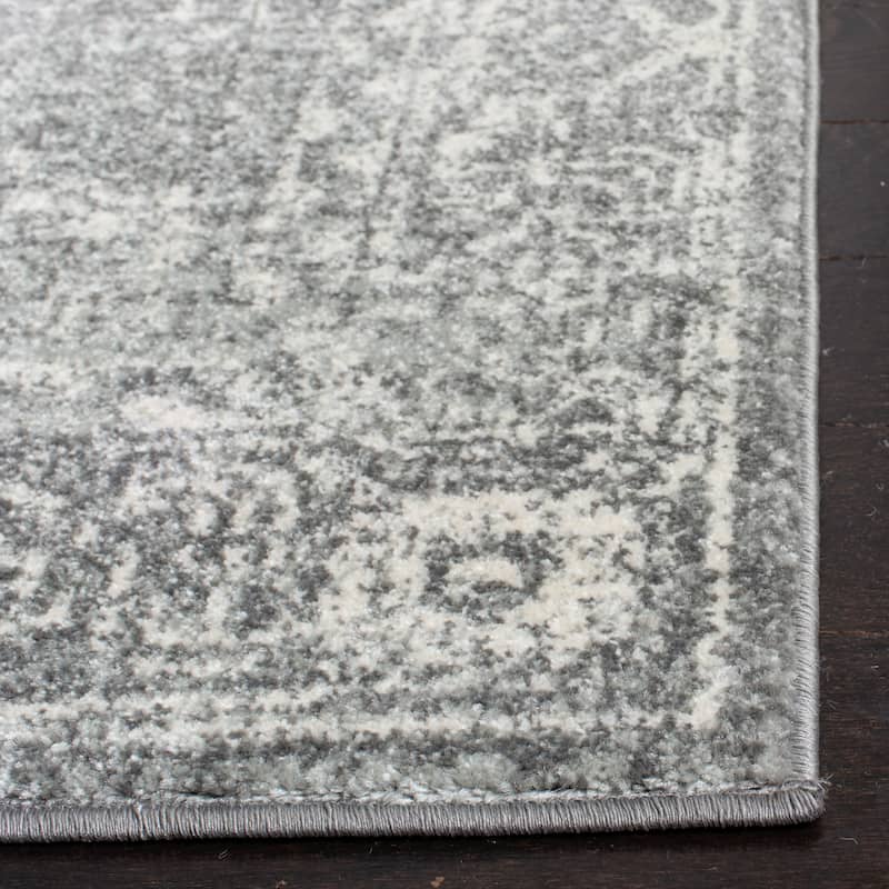 SAFAVIEH, Evoke Karola Vintage Boho Rug