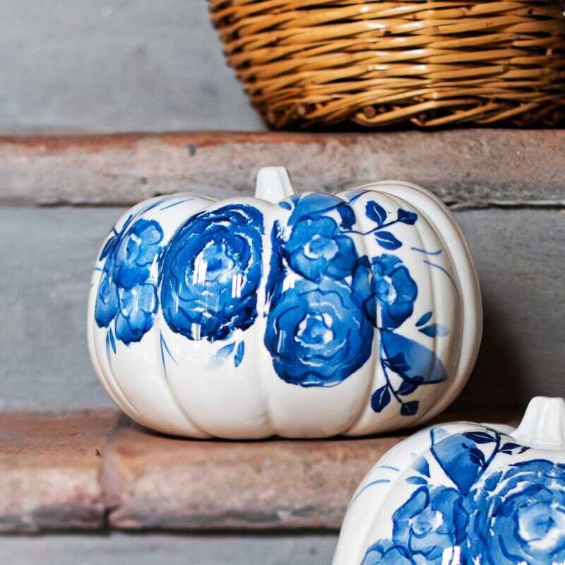viva by VIETRI Blue Camellia Medium Figural Pumpkin