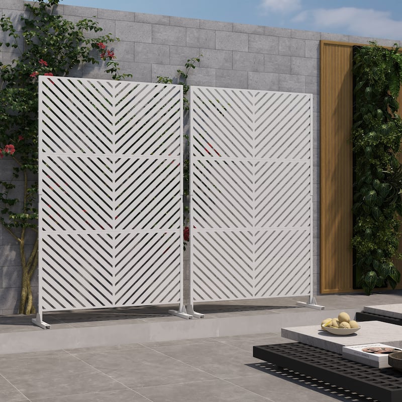 Outdoor Privacy Screen with Stand for Patio Garden Metal Fence