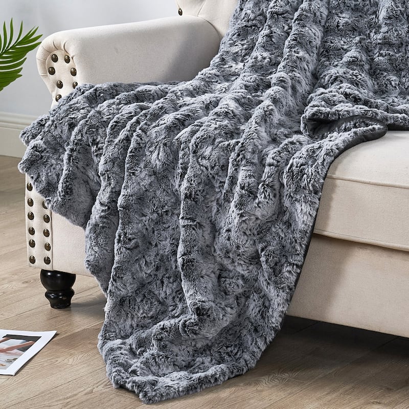 Variegated Warm Plush FauxFur Throw Cozy and Furry Blankets for Sofa