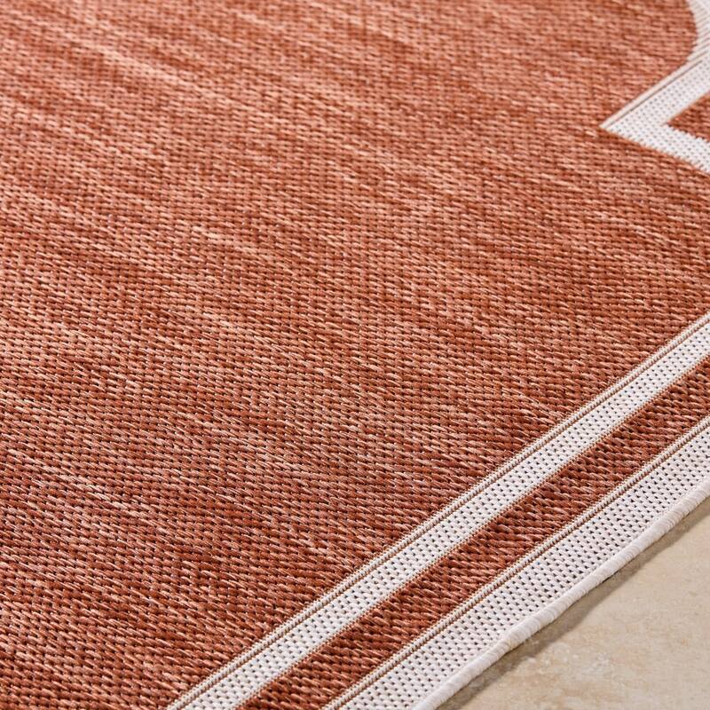 Livabliss Miami Beach Traditional Indoor/Outdoor Area Rug