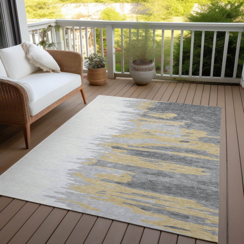 Machine Washable Indoor/ Outdoor Brushstrokes Ombre Chantille Rug