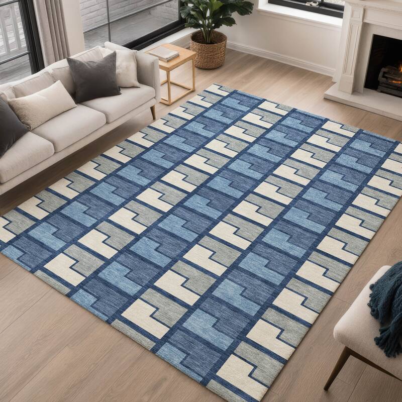 Machine Washable Indoor/ Outdoor Contemporary Kaylee Chantille Rug