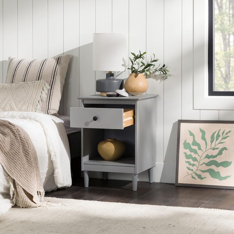 Walker Edison Bullrushes 1-drawer Solid Wood Nightstand