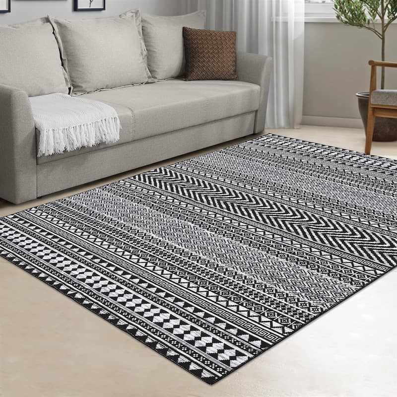 Garvee Moroccan Geometric Machine Washable Area Rug