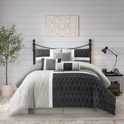 Nanshing Blake 7 Piece Modern Colorblock Comforter Set
