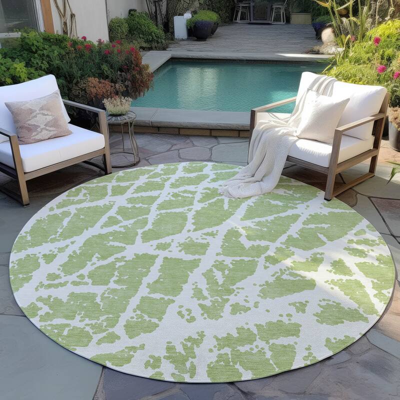 Tami Artistic Abstract Weather Resistant Timeless Fusion Round Outdoor Rug