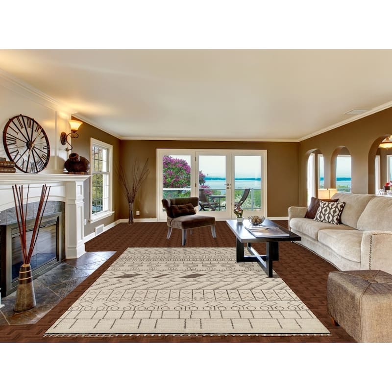 Beige / Ivory Moroccan Style Area Rug Handmade Wool Carpet - 6'8"x 11'0"