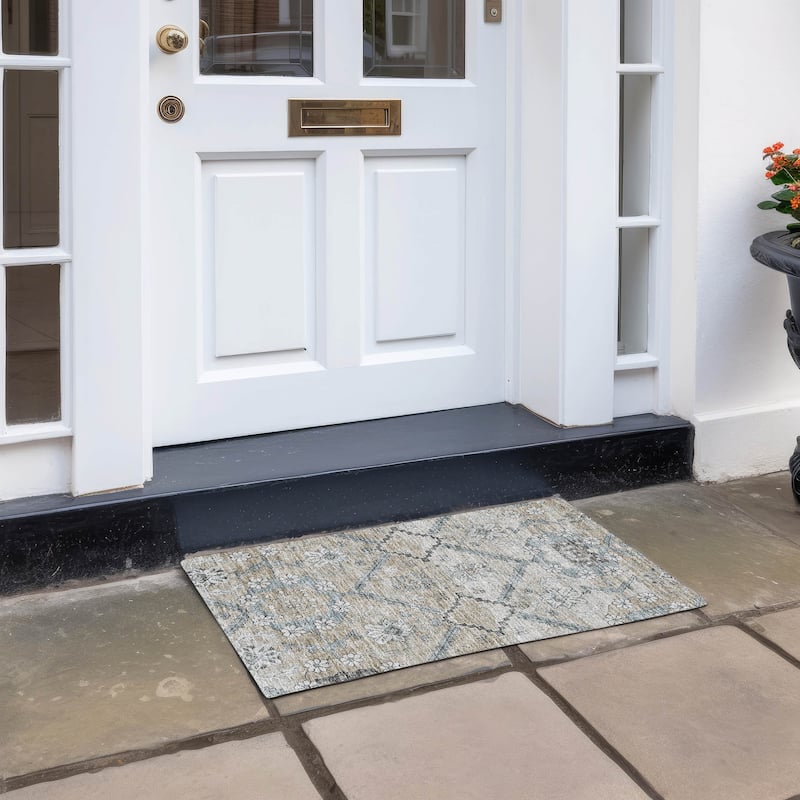 Machine Washable Indoor/ Outdoor Chantille Tribal Garden Rug - Beige - 1'8" x 2'6"