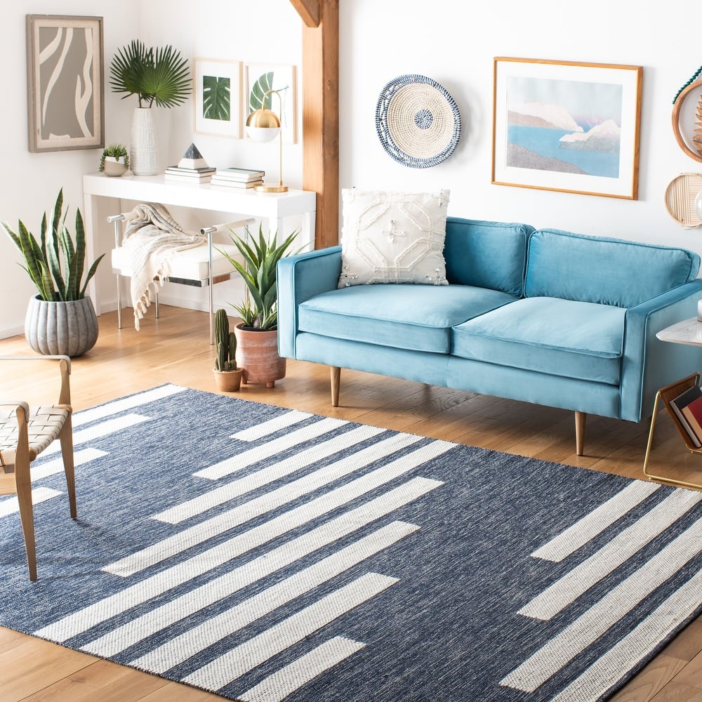 SAFAVIEH Handmade Striped Kilim Caitlin Modern Cotton Rug