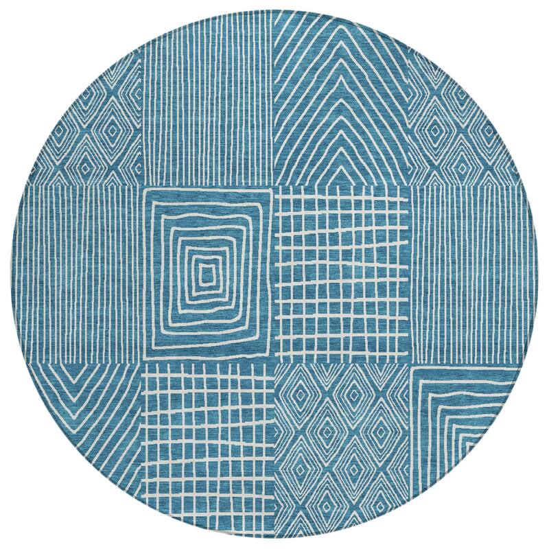 HomeRoots Geometric Transitional Rectangle Outdoor Rug