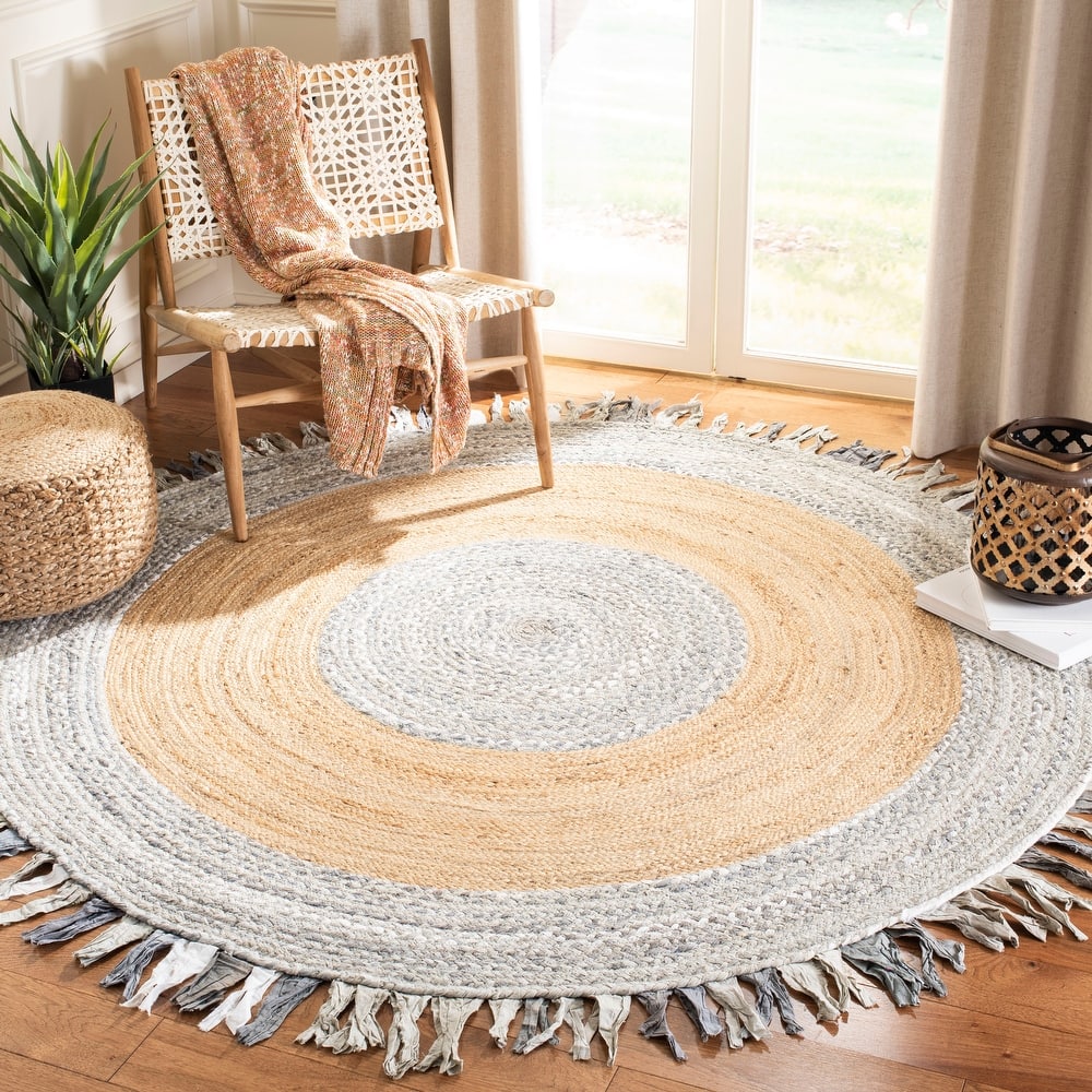 SAFAVIEH Handmade Cape Cod Wobke Jute Rug with Fringe