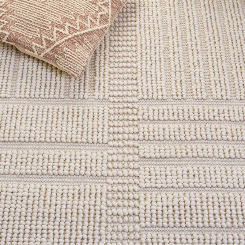 SAFAVIEH Natura Piety Raised Textured Wool Blend Rug