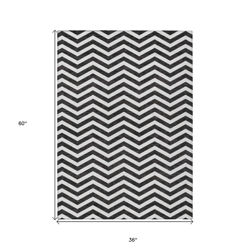 HomeRoots Chevron Transitional Rectangle Outdoor Rug